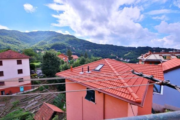 appartamento in vendita a Savignone in zona Isorelle