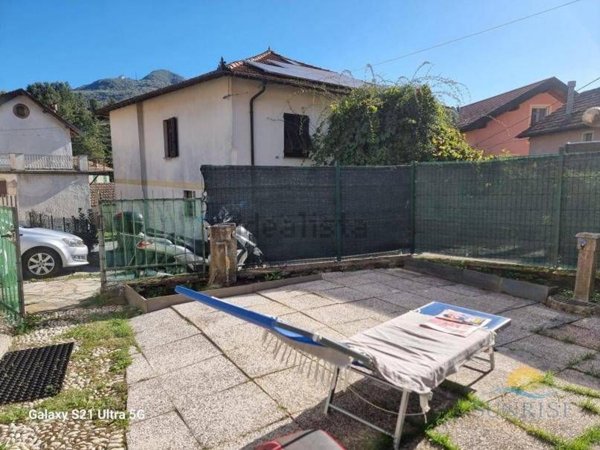 casa indipendente in vendita a Savignone in zona San Bartolomeo