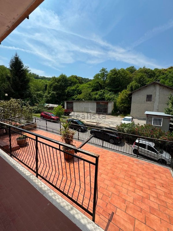 appartamento in vendita a Savignone in zona Isorelle