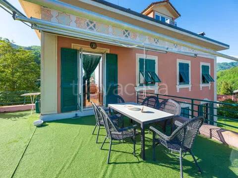 appartamento in vendita a Savignone in zona San Bartolomeo
