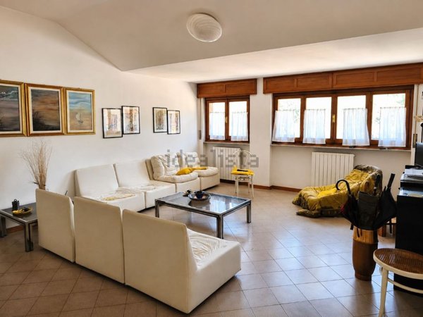 appartamento in vendita a Savignone in zona Isorelle