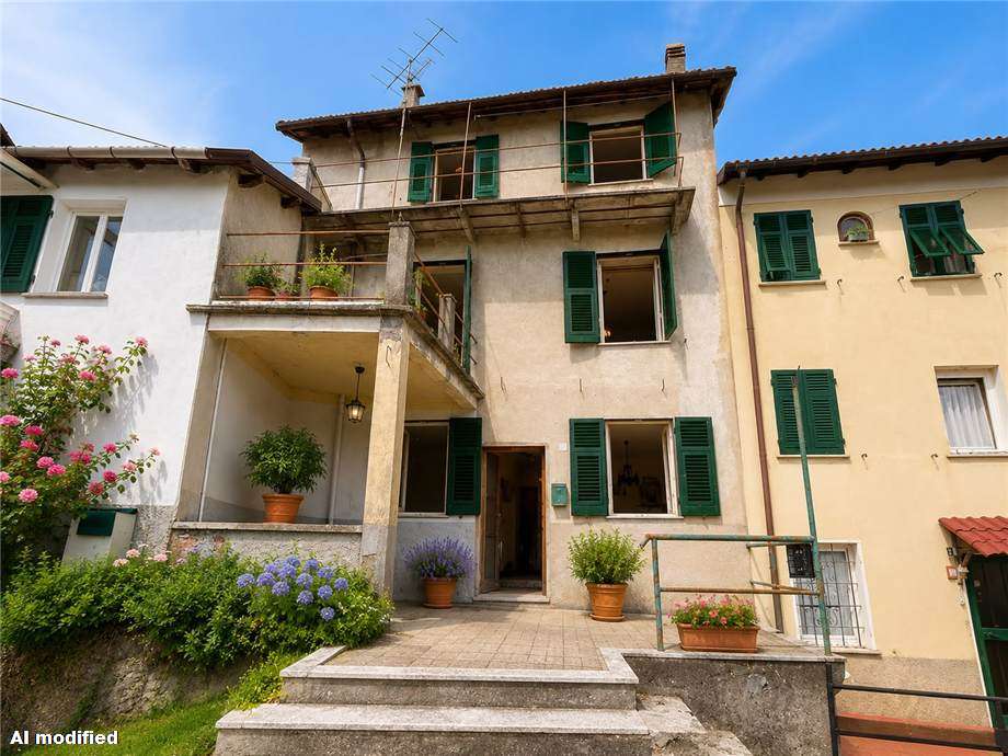 casa indipendente in vendita ad Edolo in zona Vico