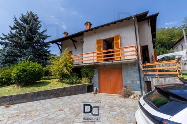 casa indipendente in vendita a Savignone in zona Isorelle