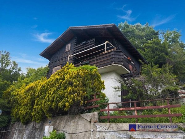 casa indipendente in vendita a Savignone in zona Vaccarezza