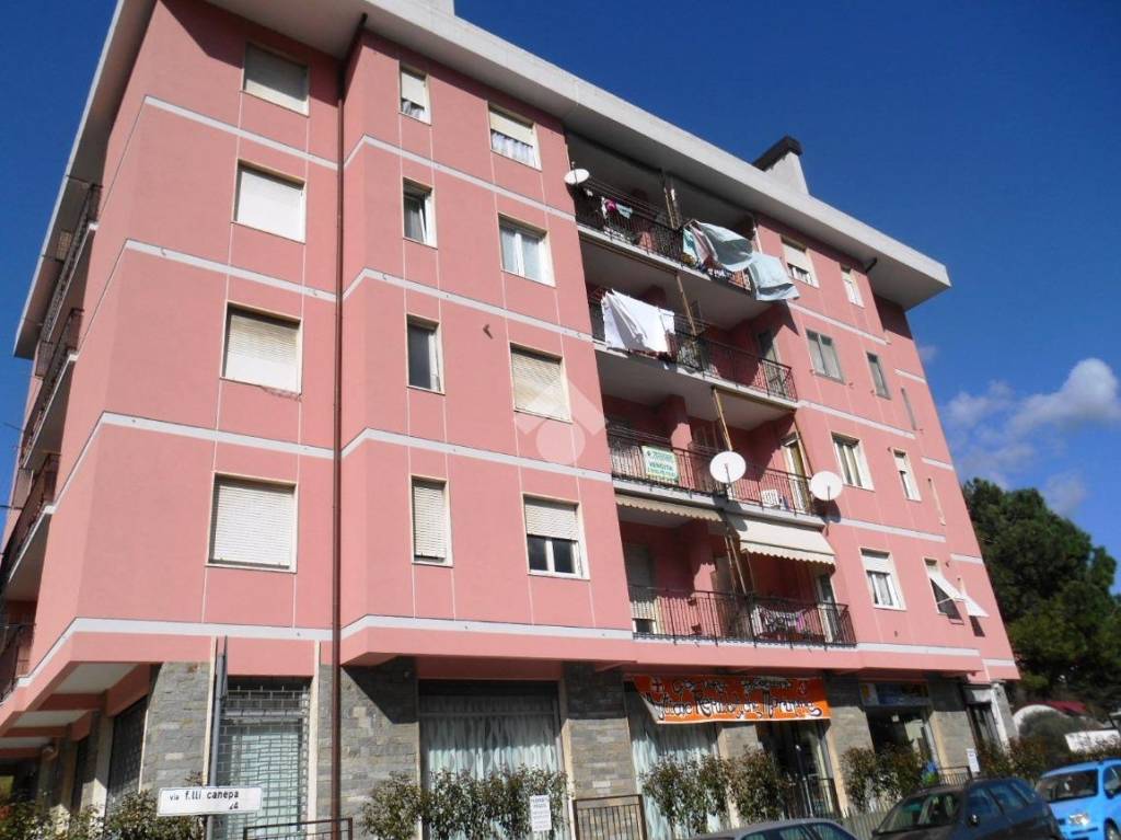 appartamento in vendita a Serra Riccò in zona Castagna