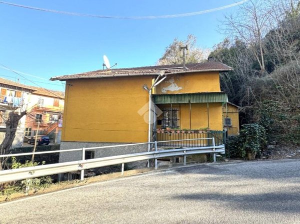 appartamento in vendita a Serra Riccò in zona Serra