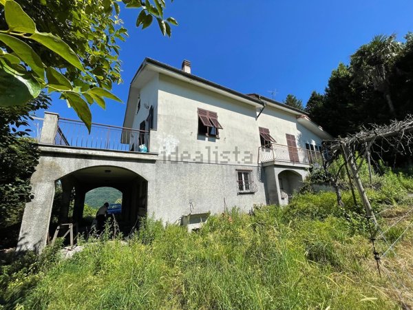 casa indipendente in vendita a Serra Riccò in zona Serra