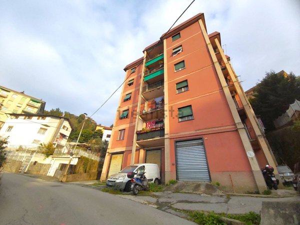 appartamento in vendita a Serra Riccò in zona San Cipriano