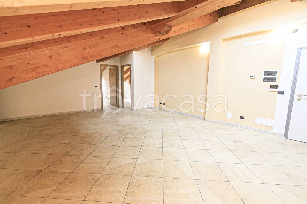 appartamento in vendita a Serra Riccò in zona Pedemonte