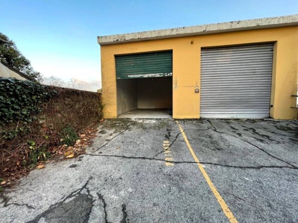 negozio in vendita a Serra Riccò in zona San Cipriano