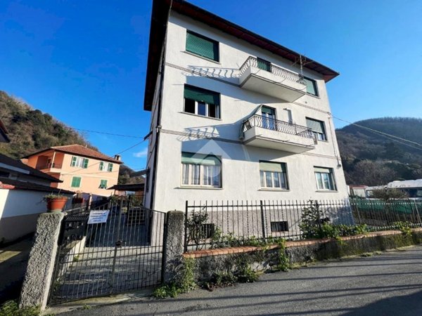 appartamento in vendita a Serra Riccò in zona Pedemonte