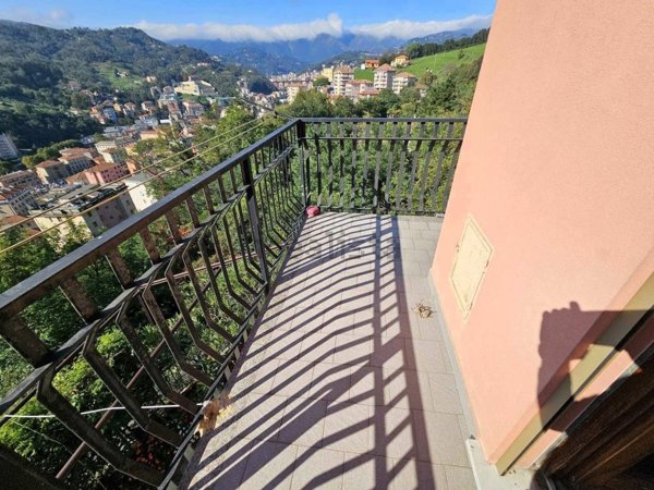 appartamento in vendita a Serra Riccò in zona Serra