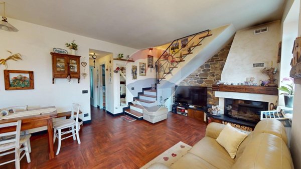 casa indipendente in vendita a Serra Riccò in zona San Cipriano