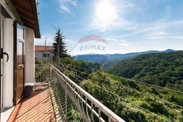 casa indipendente in vendita a Serra Riccò