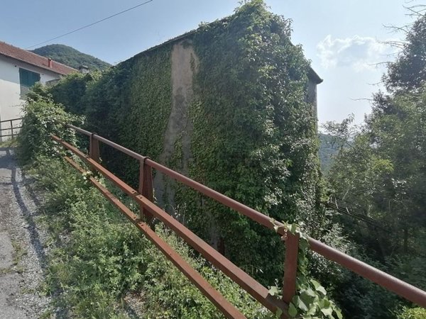 appartamento in vendita a Serra Riccò in zona Serra