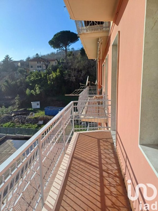 appartamento in vendita a Serra Riccò in zona Pedemonte