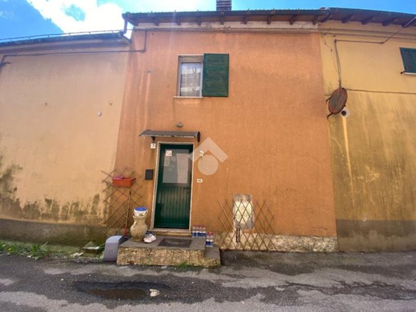 casa semindipendente in vendita a Serra Riccò in zona Pedemonte