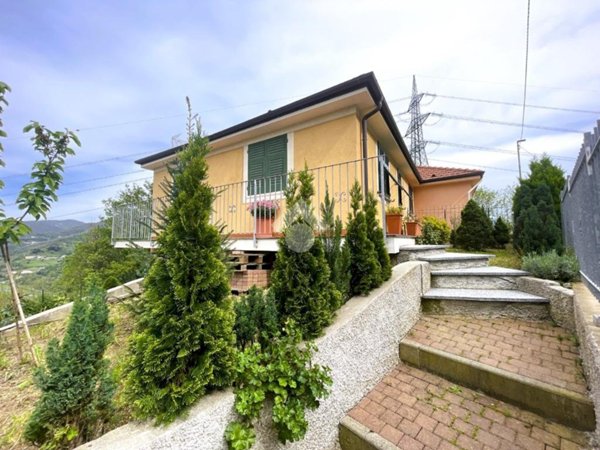 casa indipendente in vendita a Serra Riccò in zona San Cipriano
