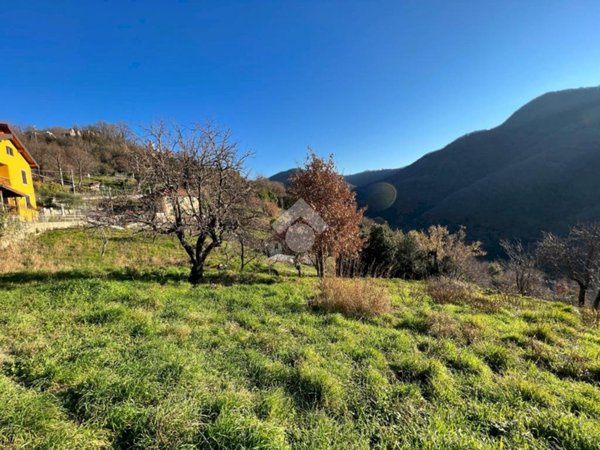casa indipendente in vendita a Serra Riccò