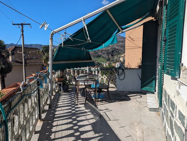 appartamento in vendita a Serra Riccò in zona Serra