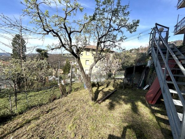 appartamento in vendita a Serra Riccò in zona Pedemonte