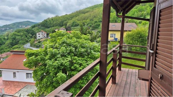 appartamento in vendita a Serra Riccò in zona Serra