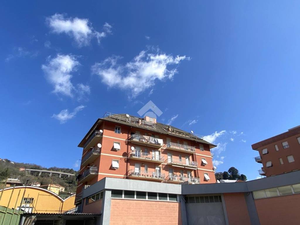 appartamento in vendita a Serra Riccò in zona Pedemonte