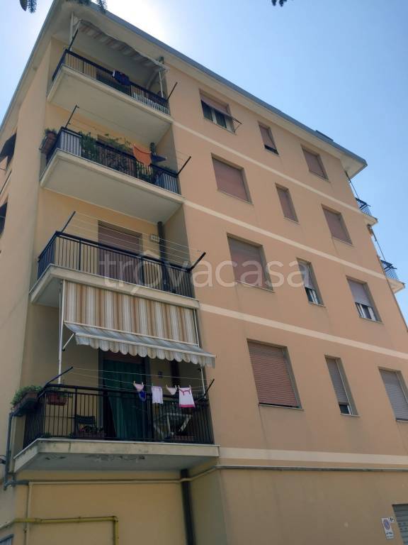 appartamento in vendita a Serra Riccò in zona Pedemonte