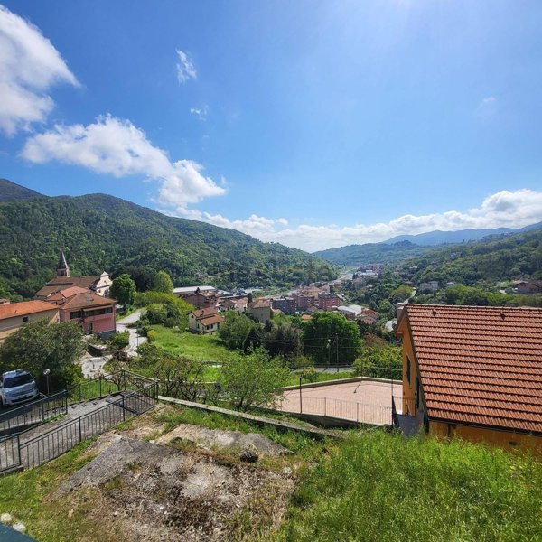 appartamento in vendita a Serra Riccò in zona Pedemonte