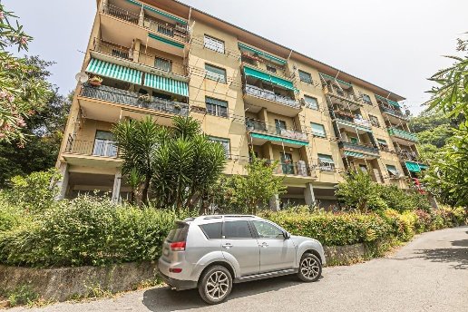 appartamento in vendita a Serra Riccò in zona Serra