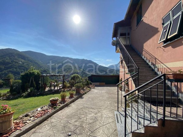 appartamento in vendita a Serra Riccò in zona Pedemonte