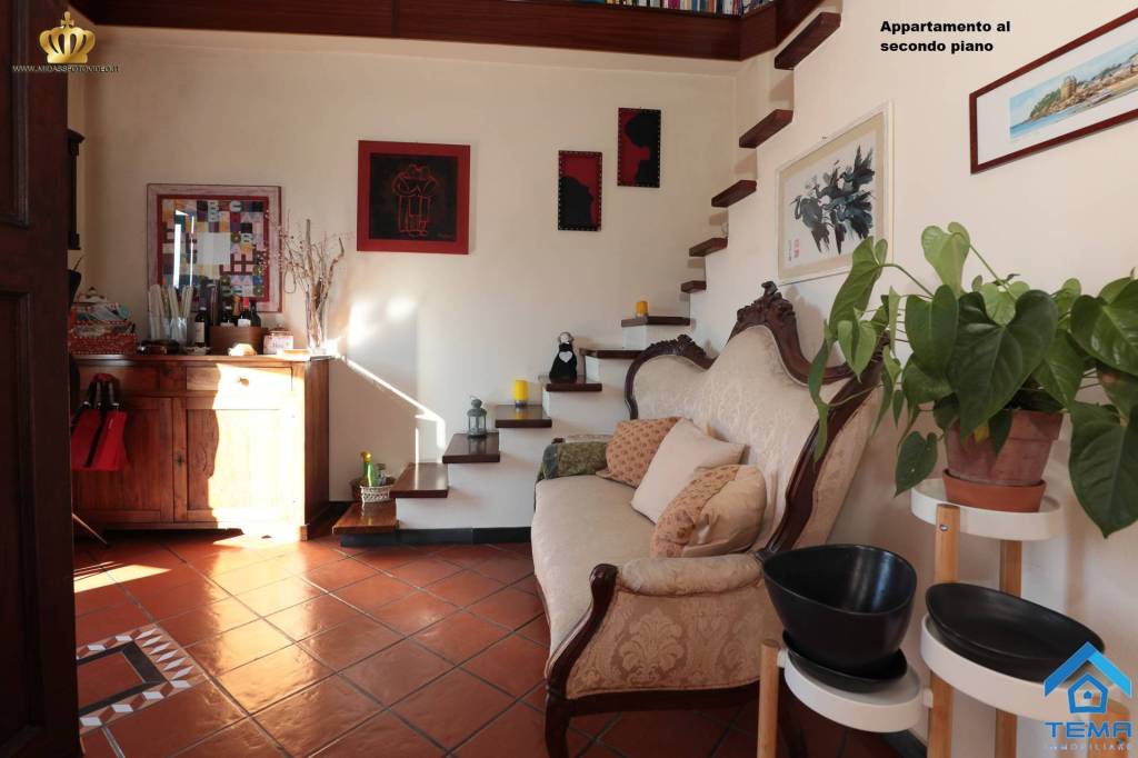 appartamento in vendita a Serra Riccò in zona Pedemonte