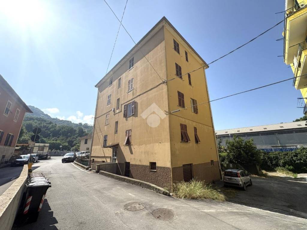 appartamento in vendita a Serra Riccò in zona Pedemonte