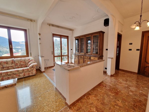 appartamento in vendita a Serra Riccò in zona Serra