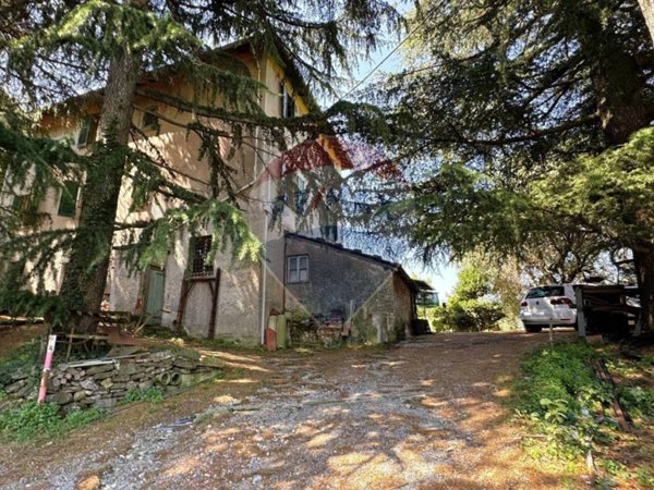 casa indipendente in vendita a Serra Riccò in zona Prelo