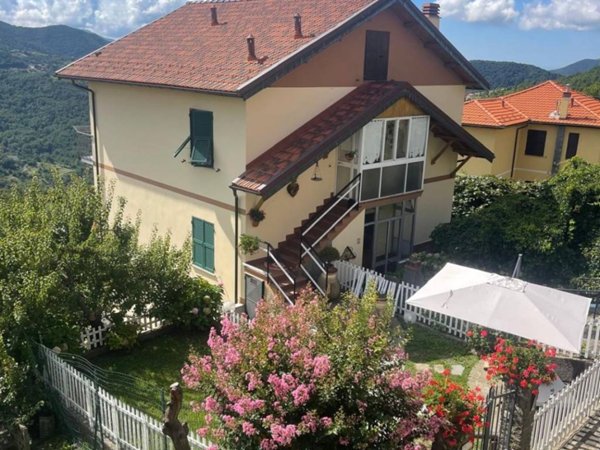 appartamento in vendita a Serra Riccò in zona Orero