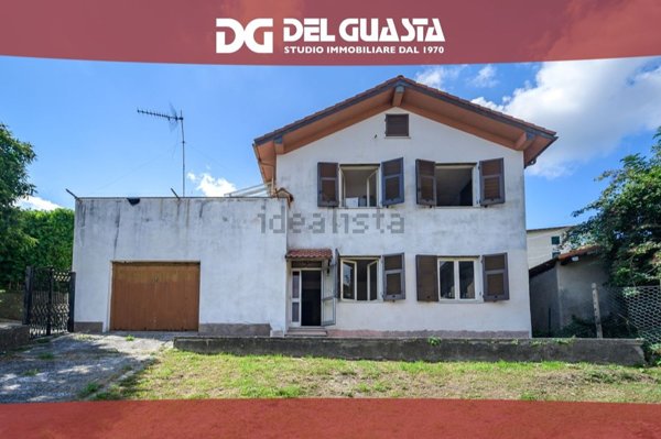 casa indipendente in vendita a Serra Riccò in zona Serra