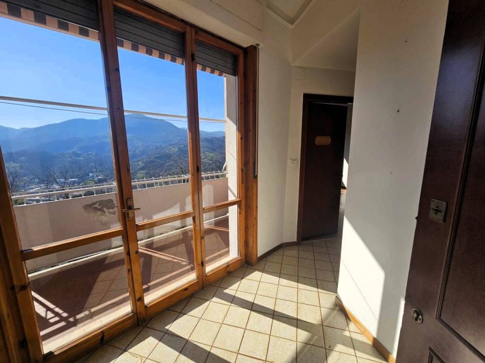 appartamento in vendita a Serra Riccò