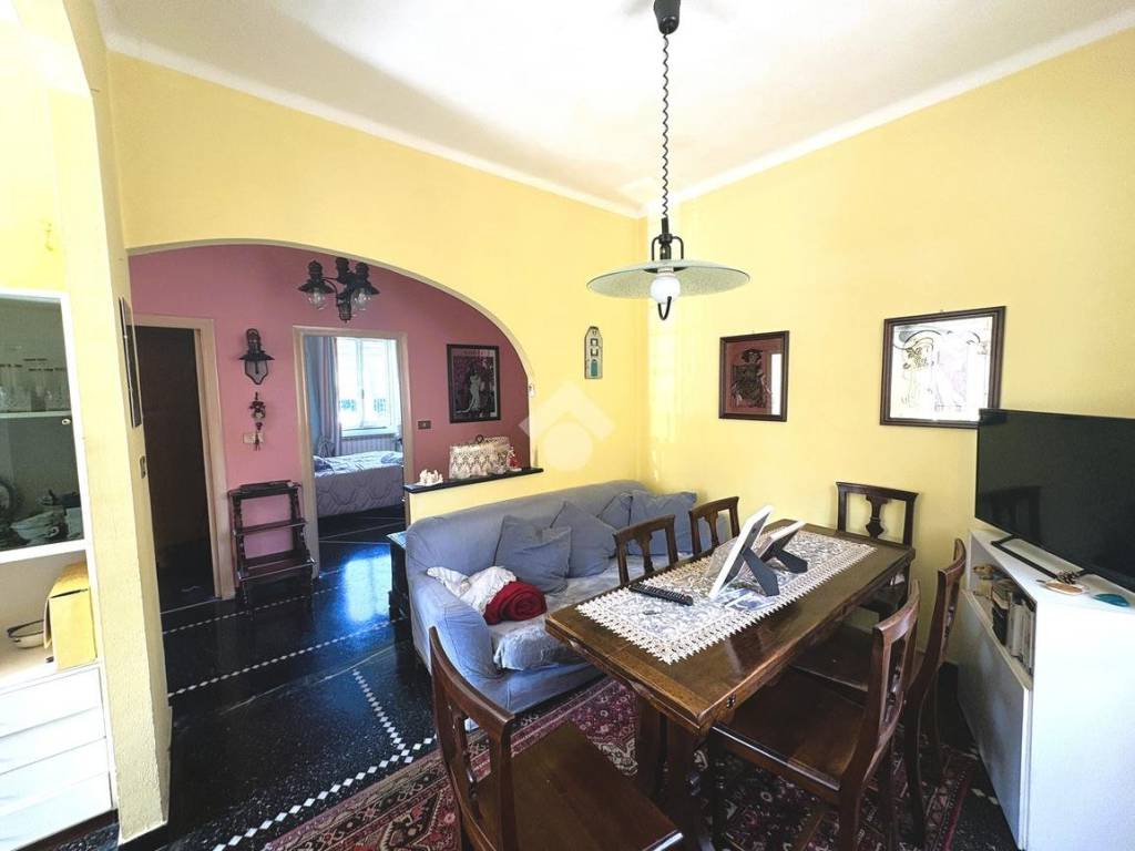 appartamento in vendita a Serra Riccò in zona Mainetto