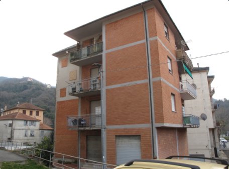 casa indipendente in vendita a Serra Riccò in zona Pedemonte