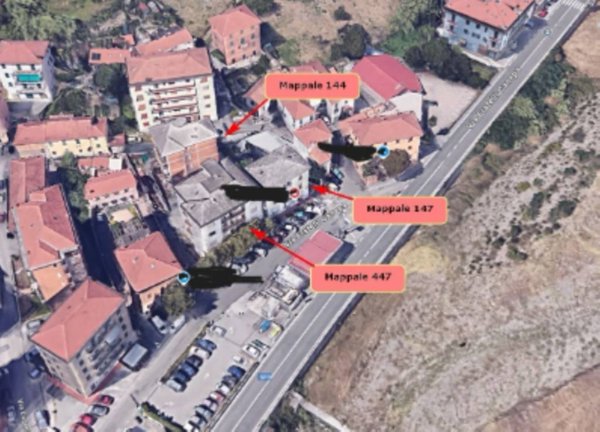 locale di sgombero in vendita a Serra Riccò in zona Pedemonte