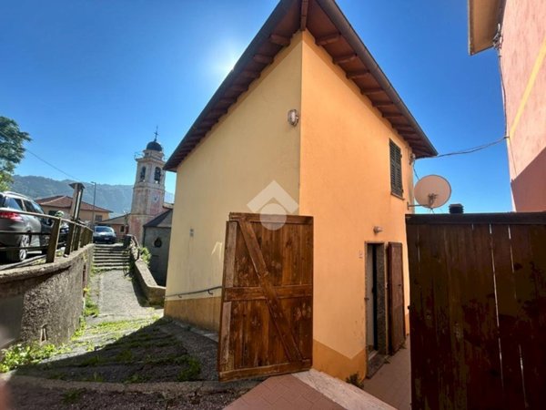 casa indipendente in vendita a Serra Riccò in zona Orero
