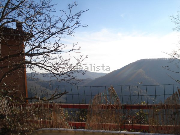 casa semindipendente in vendita a Serra Riccò in zona Serra