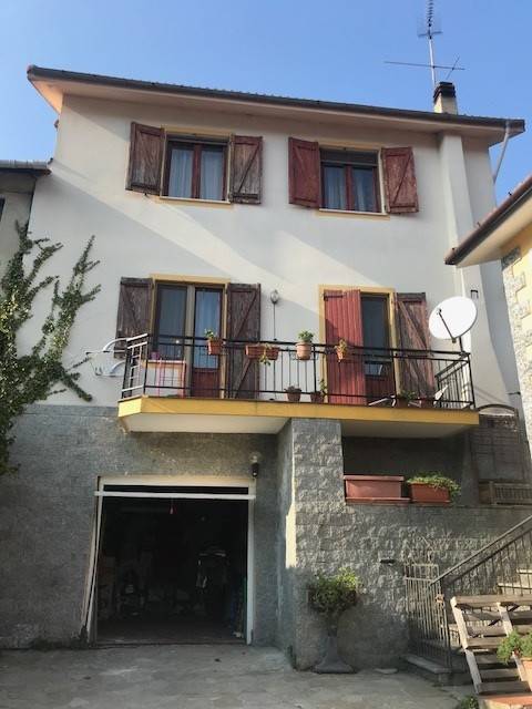 casa indipendente in vendita a Serra Riccò in zona Pedemonte