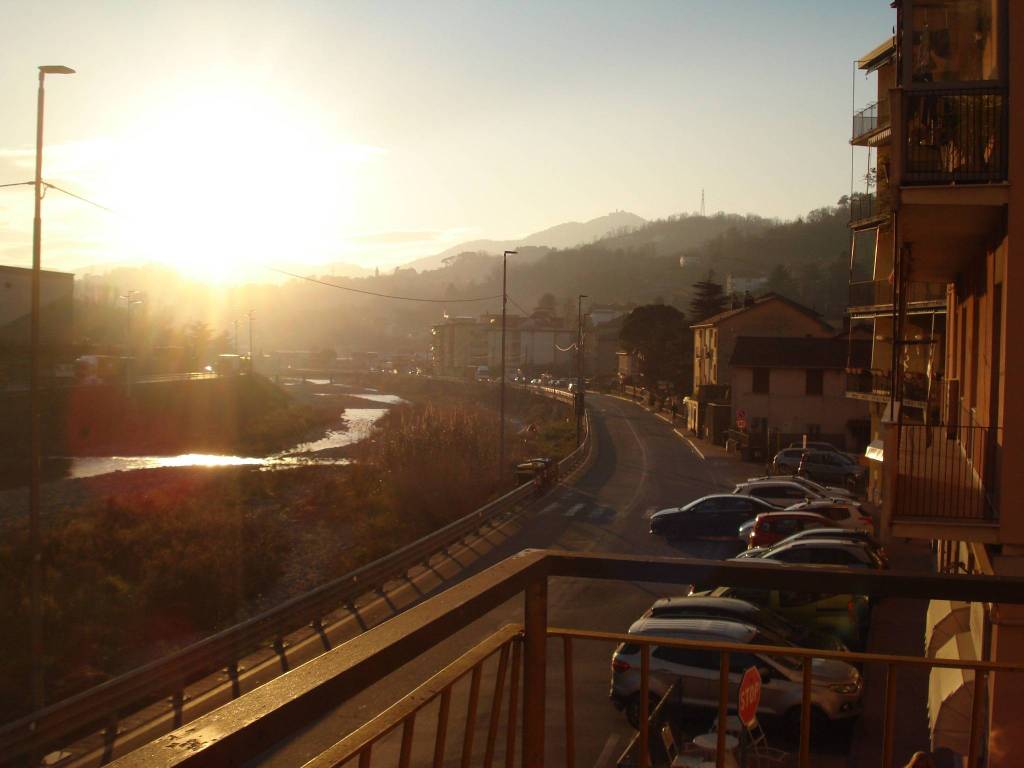 appartamento in vendita a Serra Riccò in zona Pedemonte