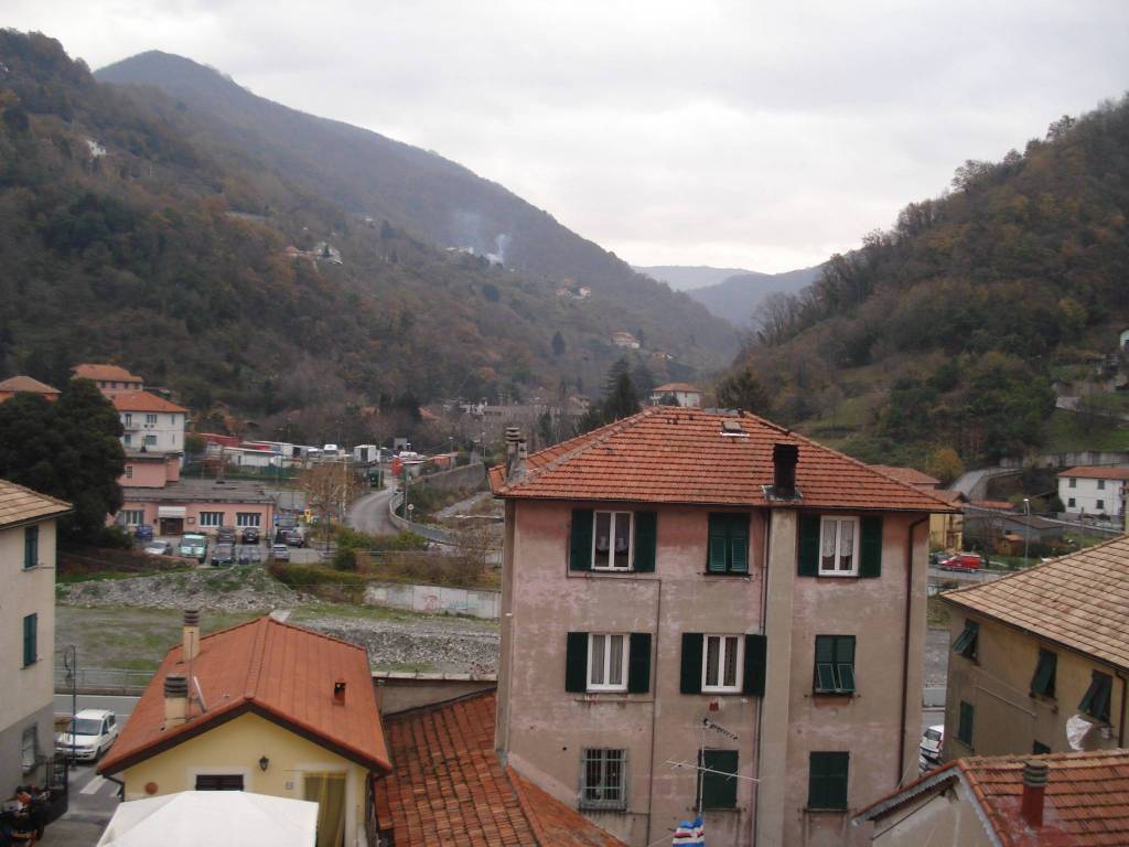 appartamento in vendita a Serra Riccò in zona Pedemonte
