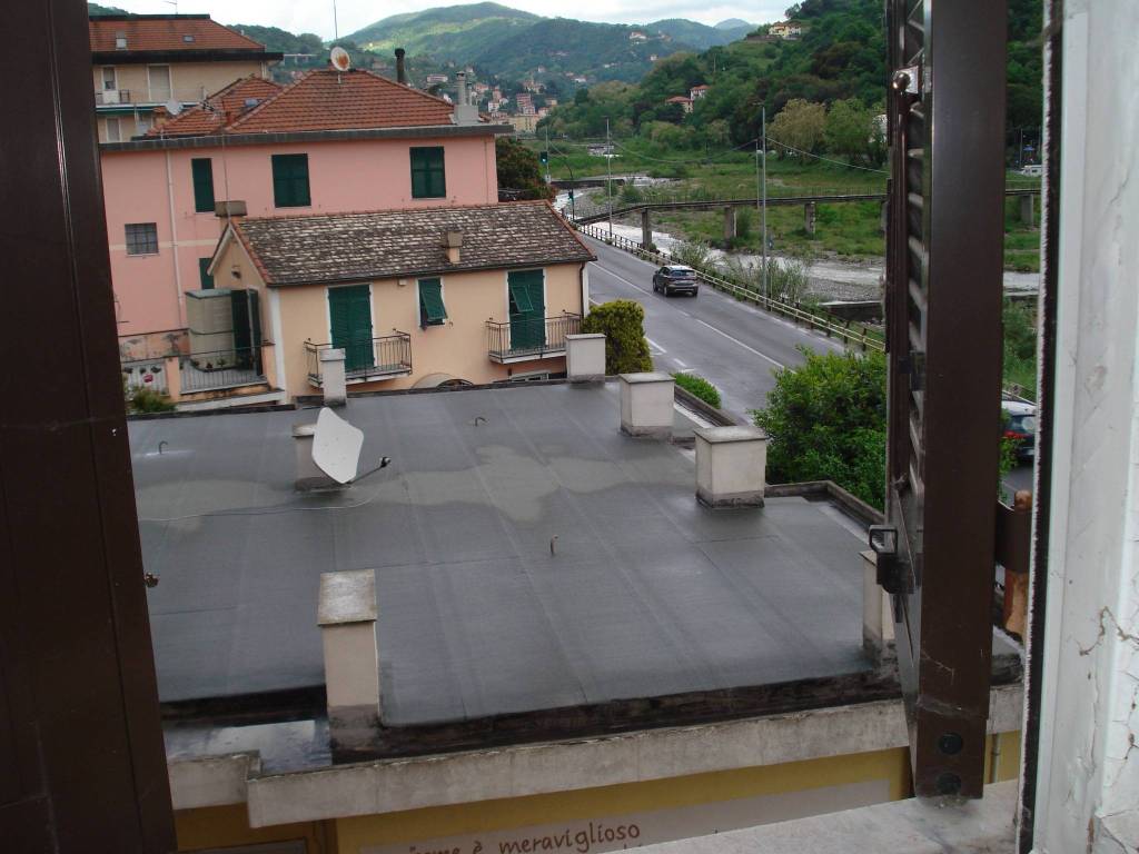 appartamento in vendita a Serra Riccò in zona Pedemonte