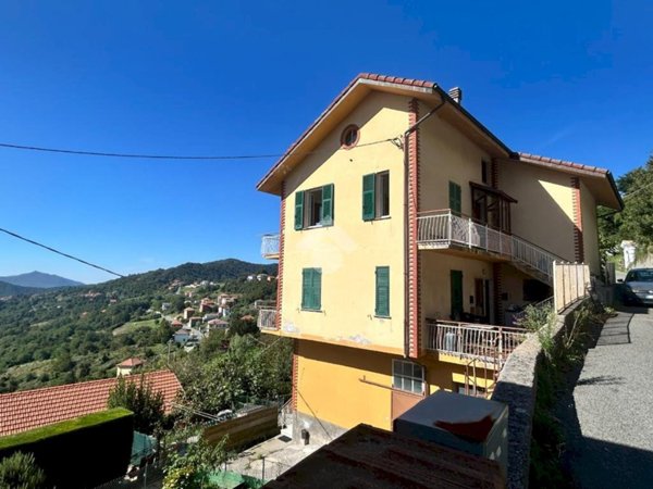 appartamento in vendita a Serra Riccò in zona Orero