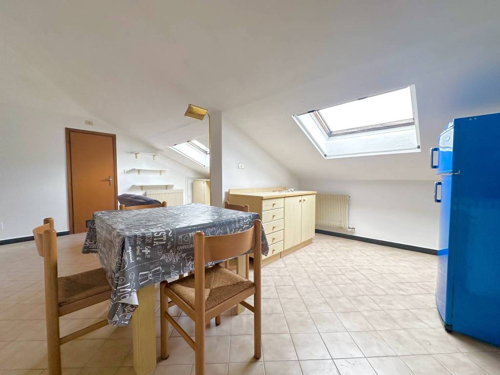 appartamento in vendita a Serra Riccò in zona Pedemonte