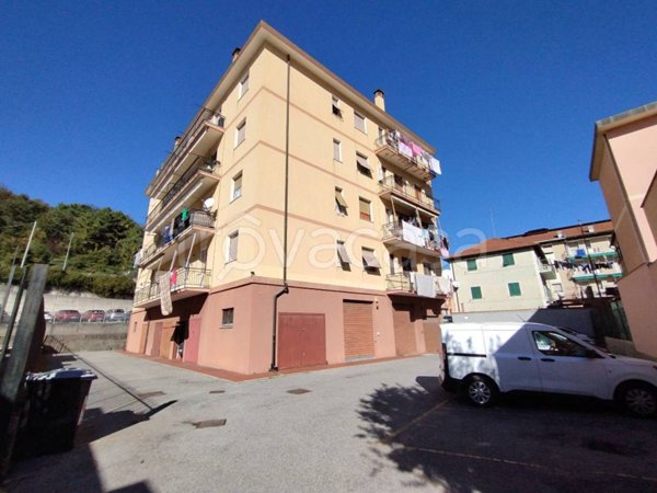 appartamento in vendita a Serra Riccò in zona Pedemonte